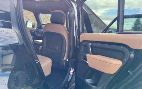 Land Rover Defender II, 2025 год, 18 490 000 рублей, 10 фотография