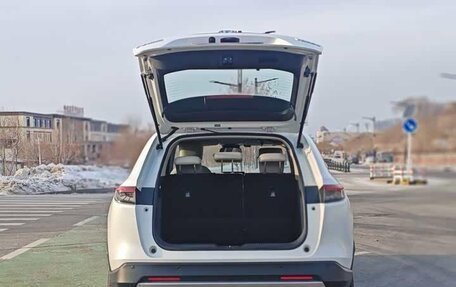 Honda Vezel, 2022 год, 1 850 001 рублей, 7 фотография