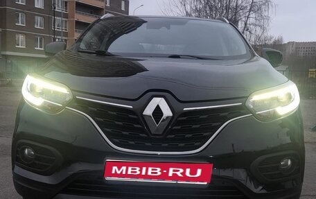 Renault Kadjar I рестайлинг, 2020 год, 1 797 000 рублей, 1 фотография