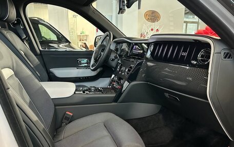 Rolls-Royce Cullinan, 2025 год, 69 000 000 рублей, 7 фотография