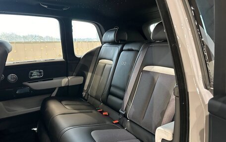 Rolls-Royce Cullinan, 2025 год, 69 000 000 рублей, 21 фотография