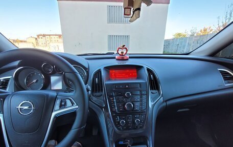 Opel Astra J, 2013 год, 1 100 000 рублей, 1 фотография