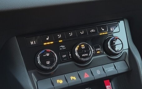 Skoda Karoq I, 2021 год, 2 680 000 рублей, 14 фотография