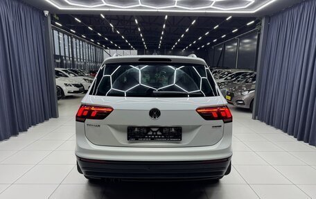 Volkswagen Tiguan II, 2018 год, 2 345 000 рублей, 10 фотография