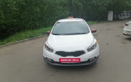 KIA cee'd III, 2013 год, 450 000 рублей, 2 фотография