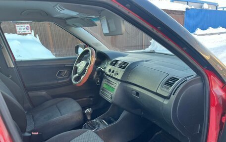 Skoda Fabia II, 2013 год, 250 000 рублей, 13 фотография