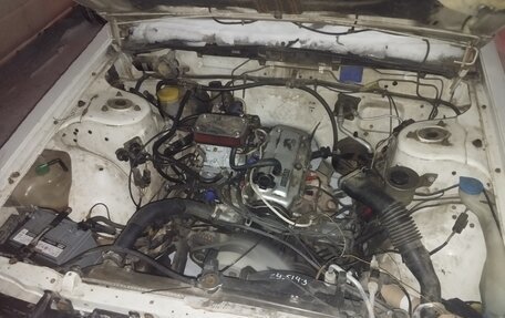 Nissan Laurel VIII, 1988 год, 85 000 рублей, 16 фотография