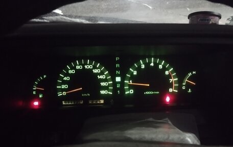 Nissan Laurel VIII, 1988 год, 85 000 рублей, 11 фотография