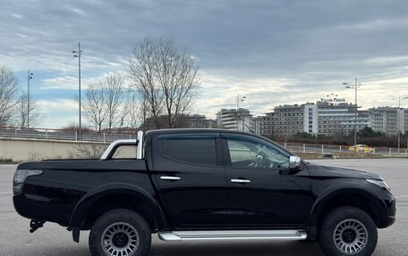 Mitsubishi L200 IV рестайлинг, 2017 год, 2 550 000 рублей, 9 фотография