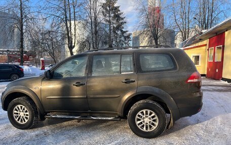 Mitsubishi Pajero Sport II рестайлинг, 2013 год, 1 500 000 рублей, 12 фотография