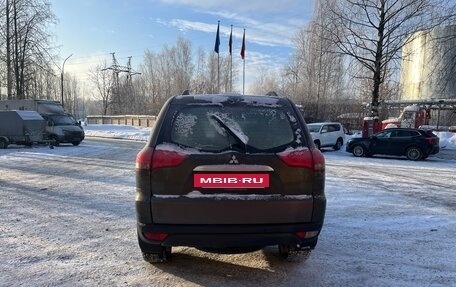 Mitsubishi Pajero Sport II рестайлинг, 2013 год, 1 500 000 рублей, 8 фотография
