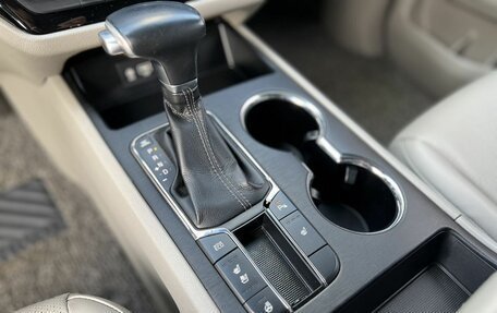 KIA Carnival III, 2018 год, 2 500 000 рублей, 14 фотография