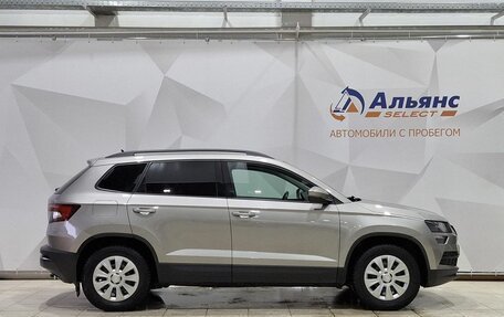 Skoda Karoq I, 2021 год, 1 990 000 рублей, 2 фотография