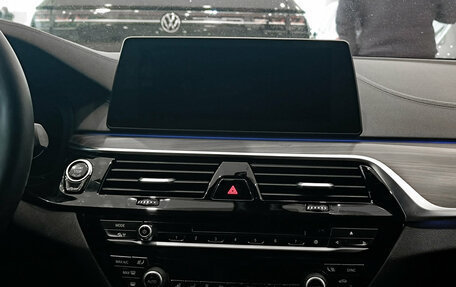 BMW 5 серия, 2018 год, 4 100 000 рублей, 19 фотография