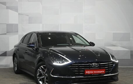 Hyundai Sonata VIII, 2019 год, 2 400 000 рублей, 3 фотография