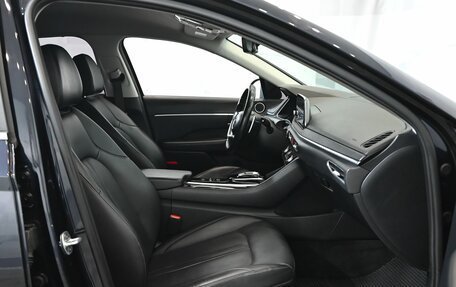 Hyundai Sonata VIII, 2019 год, 2 400 000 рублей, 10 фотография