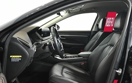 Hyundai Sonata VIII, 2019 год, 2 400 000 рублей, 9 фотография