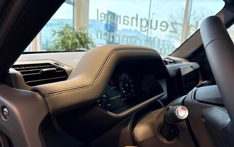 Land Rover Defender II, 2025 год, 15 490 000 рублей, 15 фотография