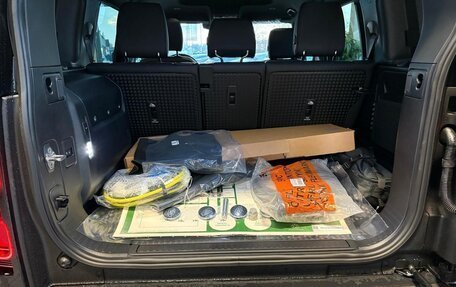 Land Rover Defender II, 2025 год, 15 490 000 рублей, 12 фотография