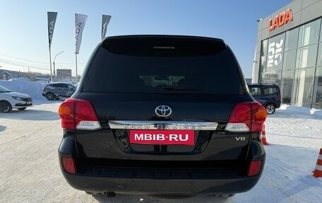 Toyota Land Cruiser 200, 2015 год, 4 650 000 рублей, 6 фотография
