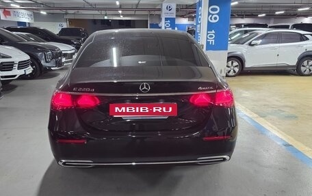 Mercedes-Benz E-Класс, 2025 год, 6 685 000 рублей, 3 фотография