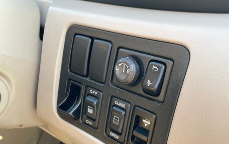 Nissan Liberty, 2003 год, 630 000 рублей, 18 фотография