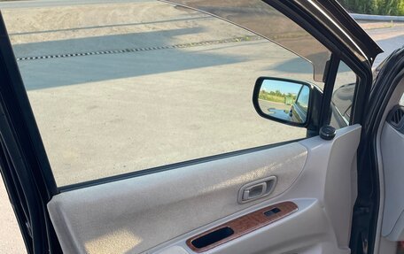 Nissan Liberty, 2003 год, 630 000 рублей, 17 фотография