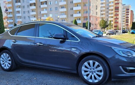 Opel Astra J, 2013 год, 1 100 000 рублей, 7 фотография