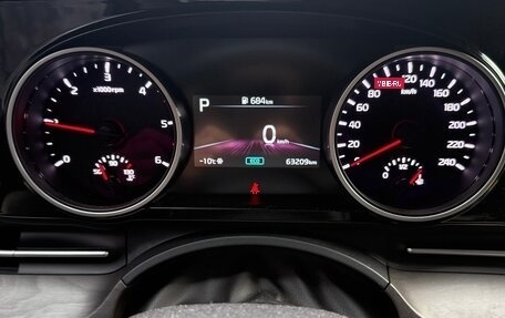 KIA Carnival, 2021 год, 3 800 000 рублей, 6 фотография