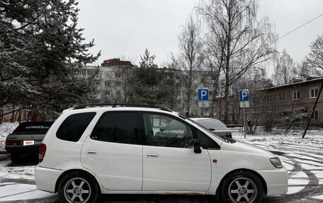 Toyota Corolla Spacio II, 2000 год, 300 000 рублей, 7 фотография