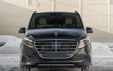 Mercedes-Benz V-Класс, 2025 год, 14 100 000 рублей, 2 фотография