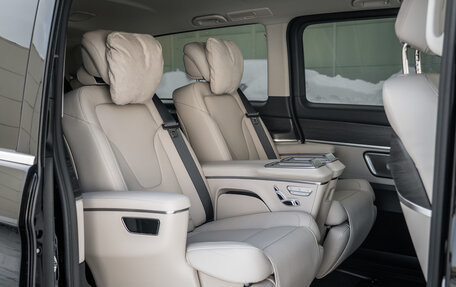 Mercedes-Benz V-Класс, 2025 год, 14 100 000 рублей, 30 фотография