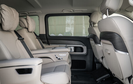 Mercedes-Benz V-Класс, 2025 год, 14 100 000 рублей, 33 фотография