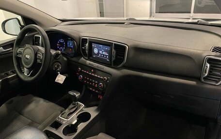 KIA Sportage IV рестайлинг, 2018 год, 1 755 000 рублей, 12 фотография