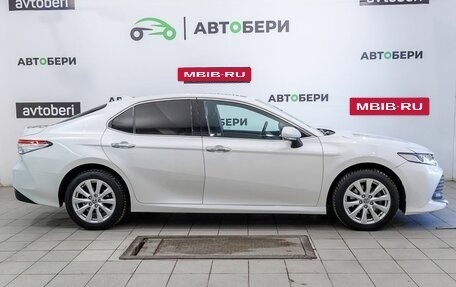 Toyota Camry, 2018 год, 2 485 000 рублей, 4 фотография