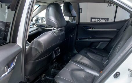 Toyota Camry, 2018 год, 2 485 000 рублей, 29 фотография