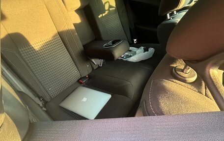 Dodge Challenger III рестайлинг 2, 2017 год, 3 750 000 рублей, 21 фотография