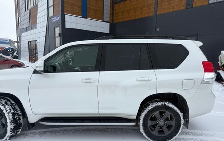 Toyota Land Cruiser Prado 150 рестайлинг 2, 2012 год, 2 950 000 рублей, 3 фотография