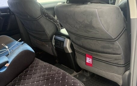 Toyota Land Cruiser Prado 150 рестайлинг 2, 2012 год, 2 950 000 рублей, 13 фотография