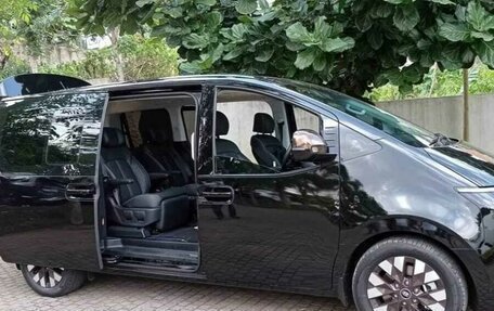 Hyundai Staria, 2021 год, 3 500 000 рублей, 7 фотография