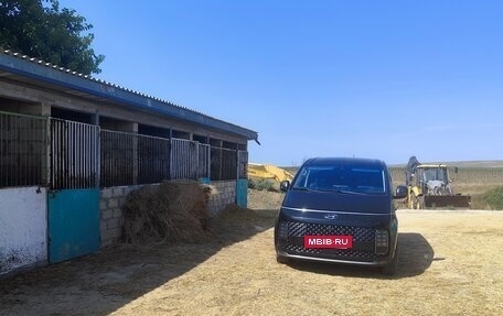 Hyundai Staria, 2021 год, 3 500 000 рублей, 12 фотография