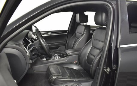 Volkswagen Touareg III, 2015 год, 2 437 100 рублей, 11 фотография