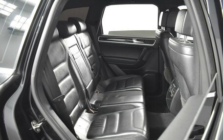 Volkswagen Touareg III, 2015 год, 2 437 100 рублей, 7 фотография