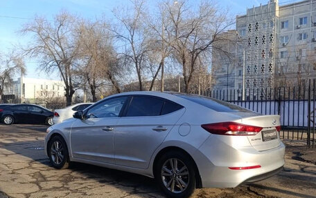 Hyundai Elantra VI рестайлинг, 2016 год, 1 499 990 рублей, 4 фотография
