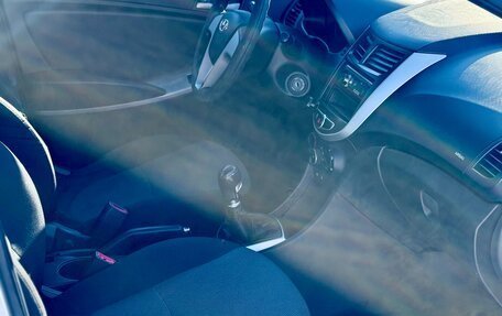 Hyundai Solaris II рестайлинг, 2013 год, 459 990 рублей, 11 фотография