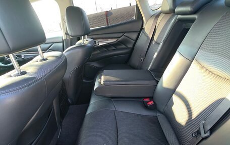 Nissan Fuga II, 2013 год, 1 900 000 рублей, 26 фотография