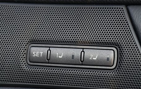 Nissan Fuga II, 2013 год, 1 900 000 рублей, 35 фотография