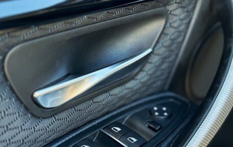 BMW 3 серия, 2017 год, 2 200 000 рублей, 14 фотография