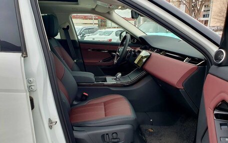 Land Rover Range Rover Evoque II, 2024 год, 5 790 000 рублей, 10 фотография