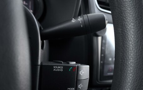 Renault Logan II, 2016 год, 990 000 рублей, 20 фотография